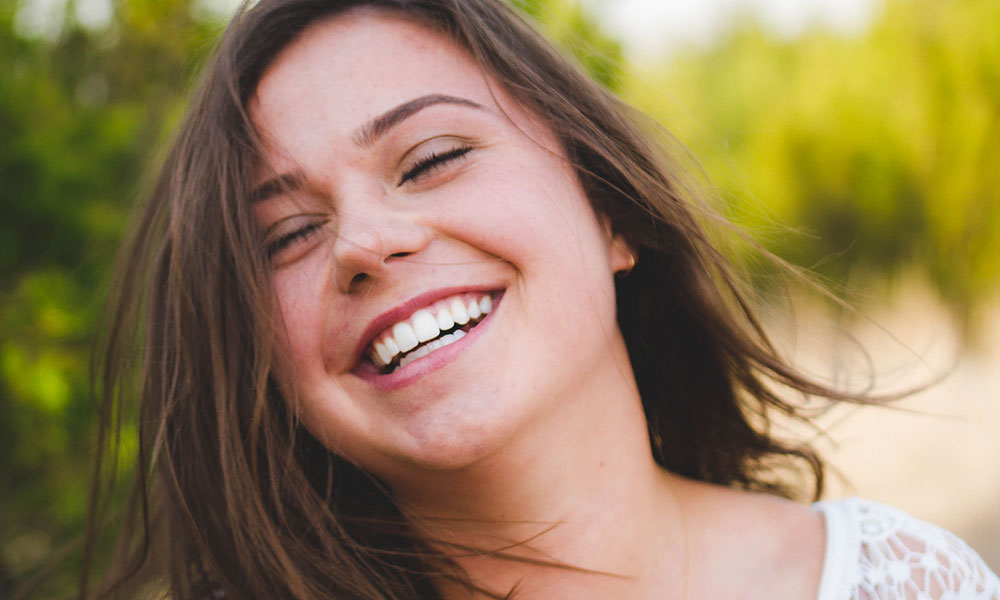 pembe estetik – Özel İlke Ağız ve Diş Sağlığı Polikliniği